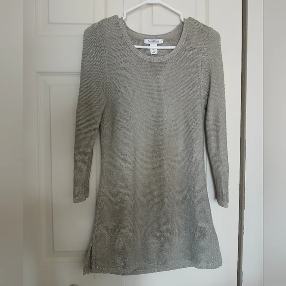 WHITE HOUSE BLACK MARKET Sage Silver Longsleeve Top, Size Medium (M) - Picture 8 of 9
